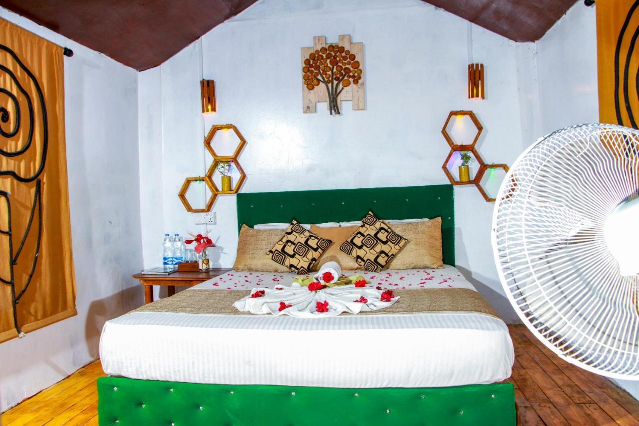 Experience The Comforts Of An Amazing Treehouse Sigiriya Exterior foto